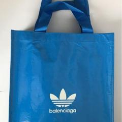 balenciaga adidas コラボ