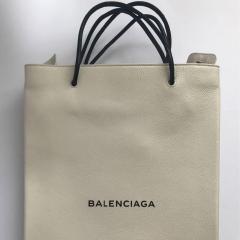 BALENCIAGA