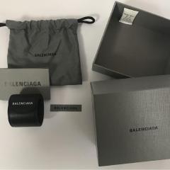 BALENCIAGA