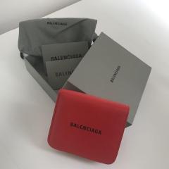 BALENCIAGA