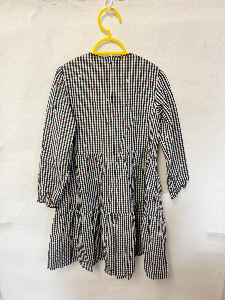 新品 familiar 長袖ワンピース 130 familiar ワンピース 130cm ファミール｜familiarの子供服の古着通販