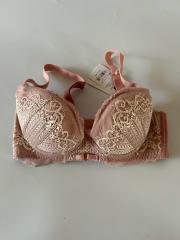 BRADELIS NEWYORK、D65、ブラジャー