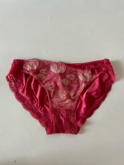 AMO'S STYLE by Triumph