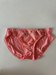 AMO'S STYLE by Triumph