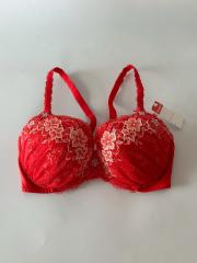 AMO'S STYLE by Triumph