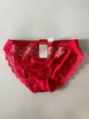 AMO'S STYLE by Triumph