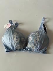 aimerfeel、E65、ブラジャー