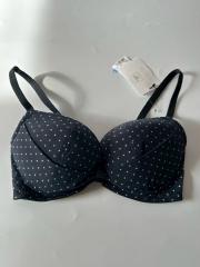 Wacoal PARFAGE、F70、ブラジャー