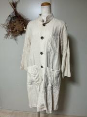 Daja nisica、その他、コート