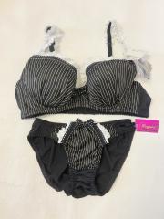 Regalo、C75、ブラ＆ショーツ