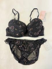 KUKA、C70、ブラ＆ショーツ