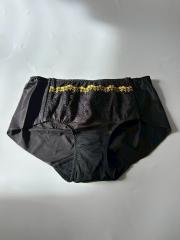 AMO'S STYLE by Triumph