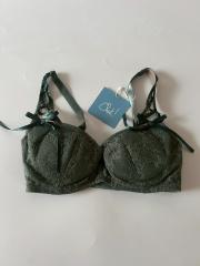 Chut！　INTIMATES、D65、ブラジャー