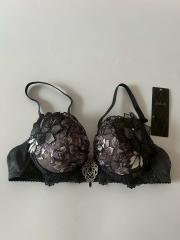 ★Wacoal Salute、サイズ表示なし、ブラジャー