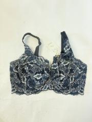 pour moi/Triumph、F75、ブラジャー