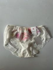 Wacoal 、L（アンダーウェア）、ショーツ