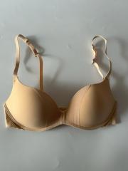 AMO'S STYLE by Triumph、B70、ブラジャー