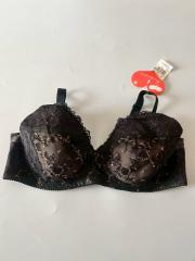 Wacoal 、D80～、ブラジャー