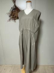 URBAN RESEARCH DOORS、Mサイズ、ワンピース