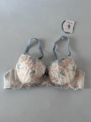 Risa Magli、B75、ブラジャー