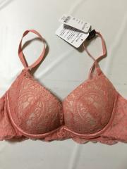 PEACH JOHN、B65、ブラジャー