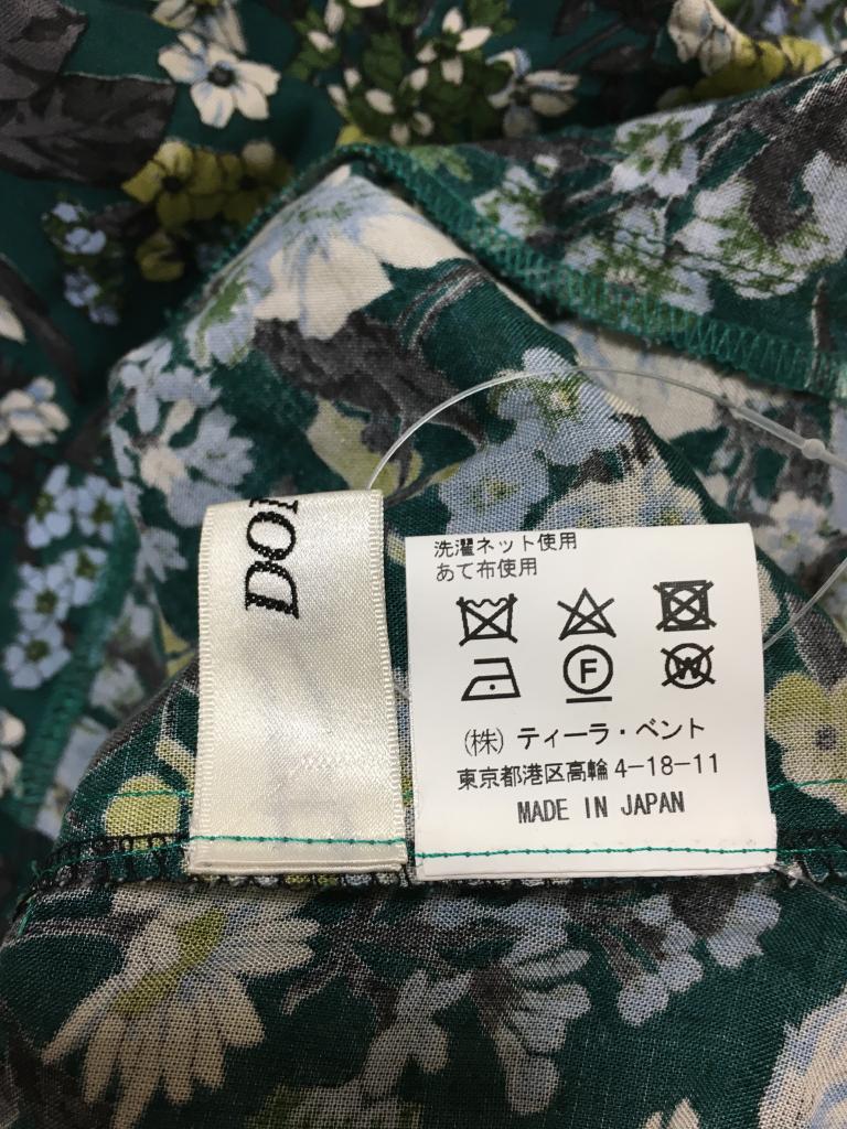 DONEY casa ワンピース花柄ブラック40 DONEY casa ワンピース花柄ブラック40