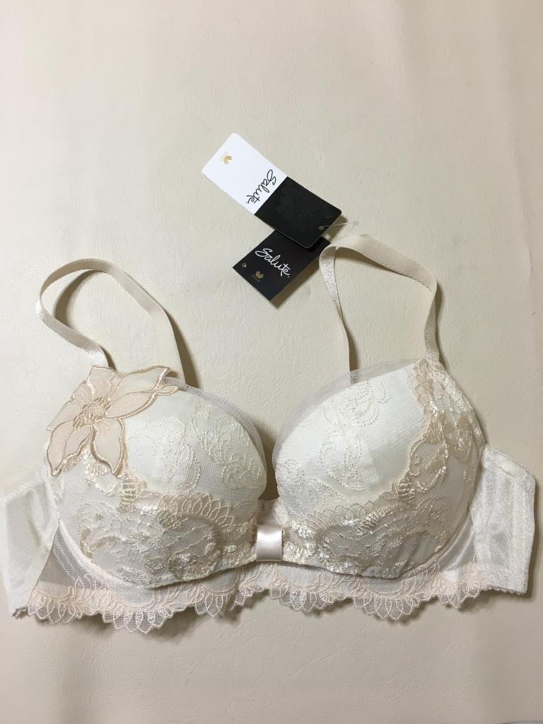 【週末限定SALE！】新品　salute D75 L 61g Wacoal Wacoal Salute ブラジャー D75 ファインファイン｜Wacoal Salute