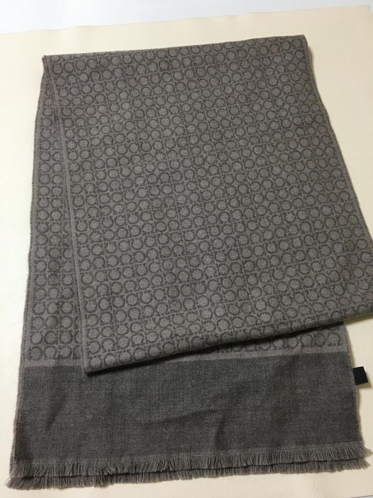 Salvatore Ferragamo ストール・マフラー・スカーフ その他 ファイン