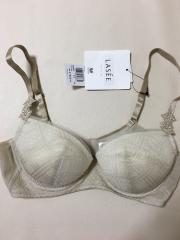Wacoal LASEE、C70、ブラジャー