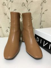 INDIVI、22.5cm、ブーツ