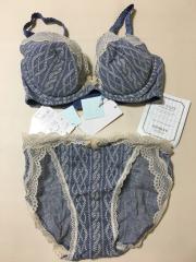 KID BLUE、D70、ブラ＆ショーツ