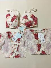 KID BLUE、D70、ブラ＆ショーツ