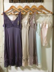 Km Melissa、M（アンダーウェア）、ランジェリー