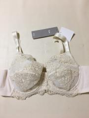 Wacoal Yue、C80～、ブラジャー