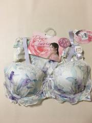 Pure Cherie、E75、ブラ＆ショーツ