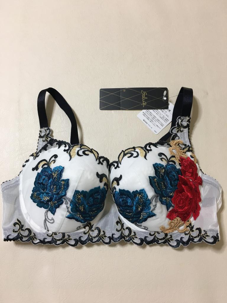 Salute 刺繍入りブラジャー D75 Wacoal Salute ブラジャー D75 ファインファイン｜Wacoal Saluteの
