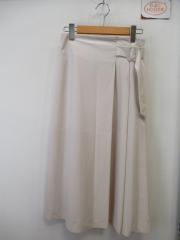 Couture brooch、38、スカート