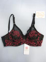 DIANA、B75、ブラジャー