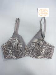 DIANA、B75、ブラジャー