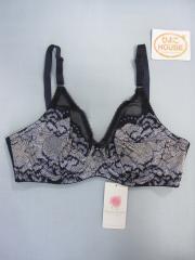 DIANA、B75、ブラジャー