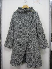 Bou Jeloud、38、コート