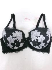 Triumph【D80】、D80～、ブラジャー
