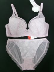 AMO'S STYLE by Triumph、D75、ブラ＆ショーツ