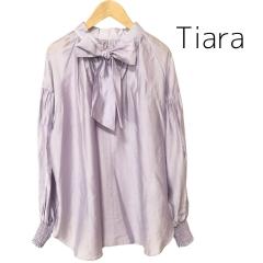 Tiara、F（フリー）、シャツ・ブラウス