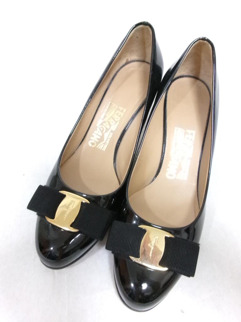 Salvatore Ferragamo ウエアー（ハイブランド） 22.5cm ジュリア