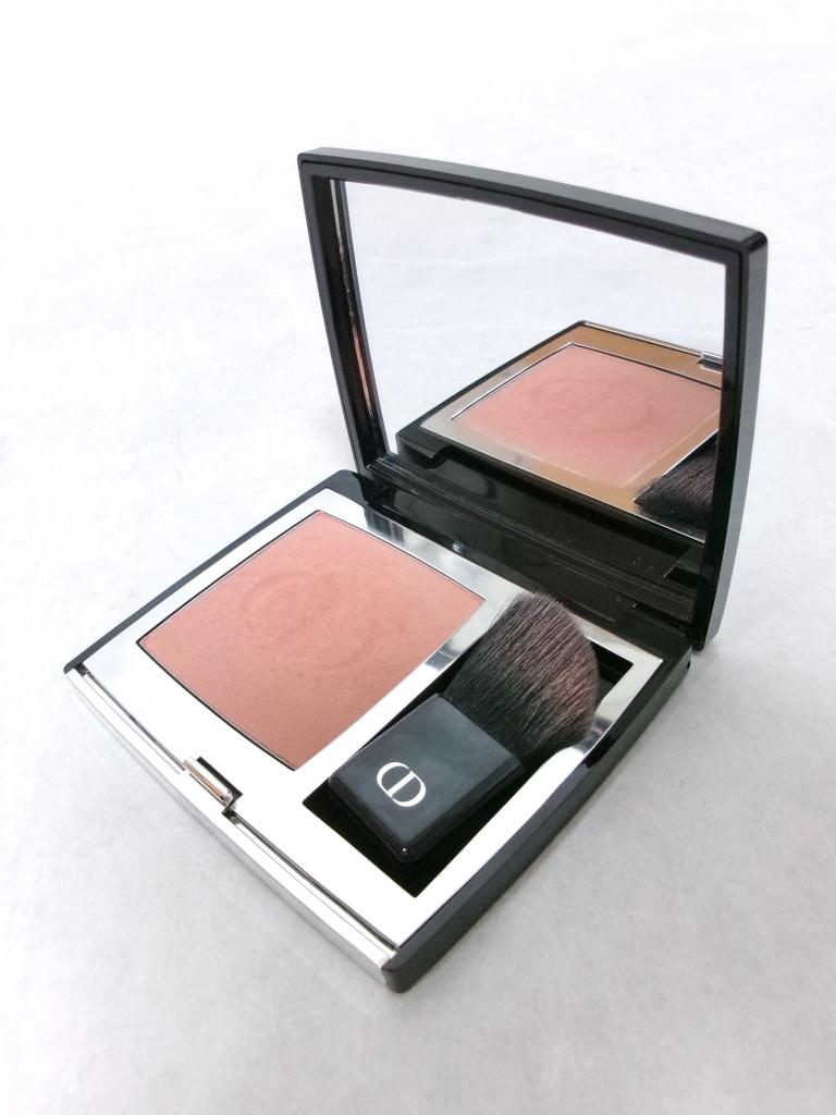 シャネル   ディオールナーズコスメ新品未使用 Fall Cosmetics 2025] Featuring limited edition CHANEL and