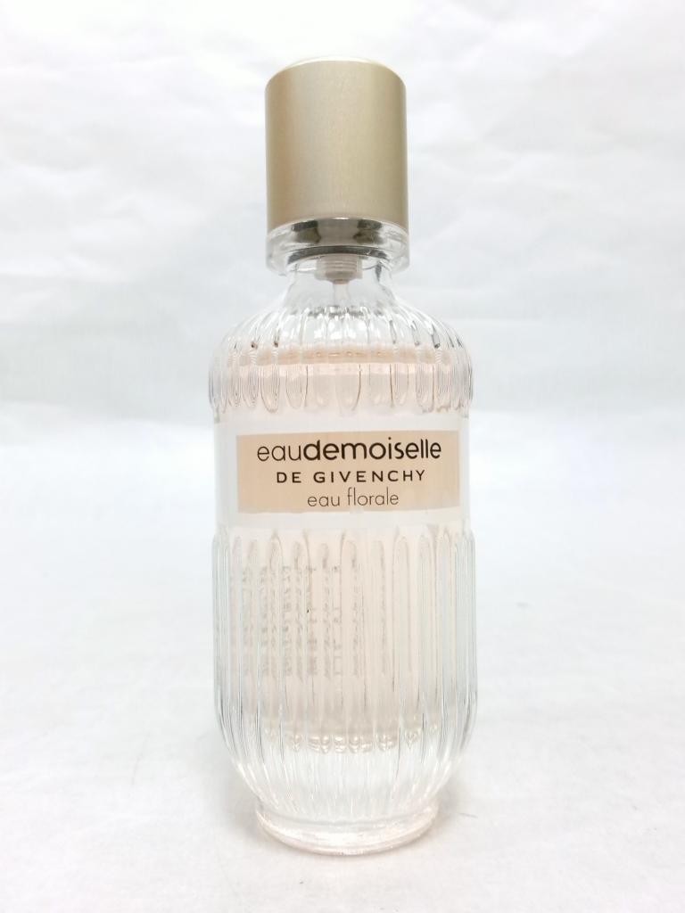 お値下げ！中古✴︎ GIVENCHY PLAY 香水50ml 箱無し お値下げ！中古✴︎ GIVENCHY PLAY 香水50ml 箱無し お値下げ！中古