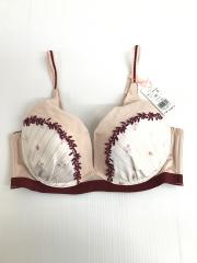 AMO'S STYLE by Triumph、C75、ブラジャー