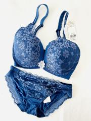 AMO'S STYLE by Triumph、E75、ブラ＆ショーツ