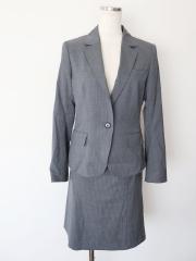 THE SUIT COMPANY